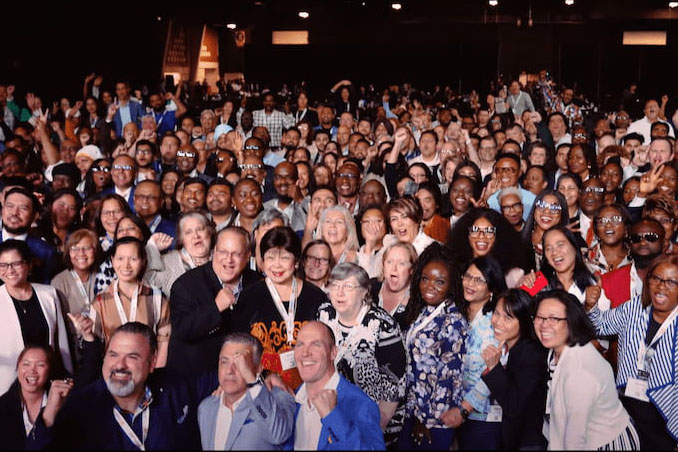 A large group photo of Experior Agents